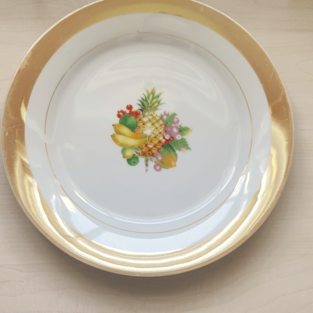 Legacy Gold and White Dinnerware Plate